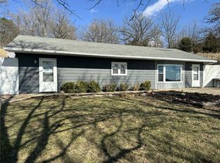 27068 Katydid Rd, Maryville, MO 64468