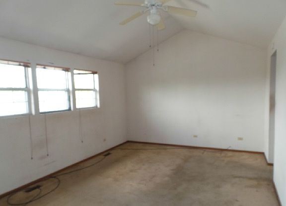 3rd image of 4347 181st St