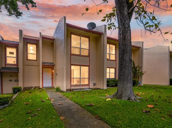 334 Valley Park Dr, Garland, TX 75043