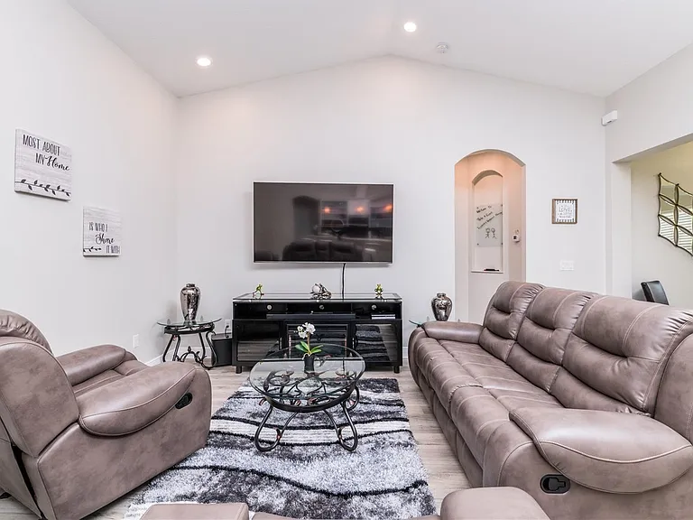 5816 Little River Dr — Photo 7