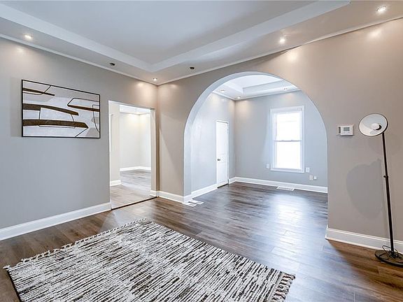2nd image of 517 Tauromee Ave