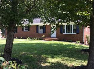 330 Ridge Dr, Mount Holly, NC 28120