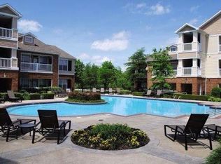 4261 NE Meadow Creek Cir APT 204, Fayetteville, AR 72703