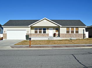 734 McKellar St, Tooele, UT 84074