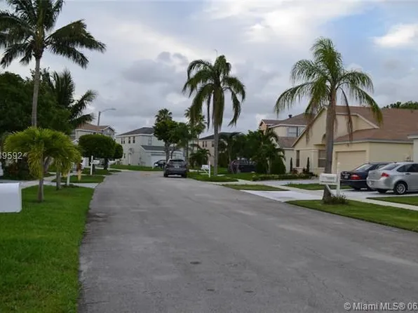 3090 Thames Way, Miramar, FL 33025