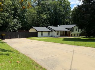 6890 Silver Maple Trl, Fairburn, GA 30213