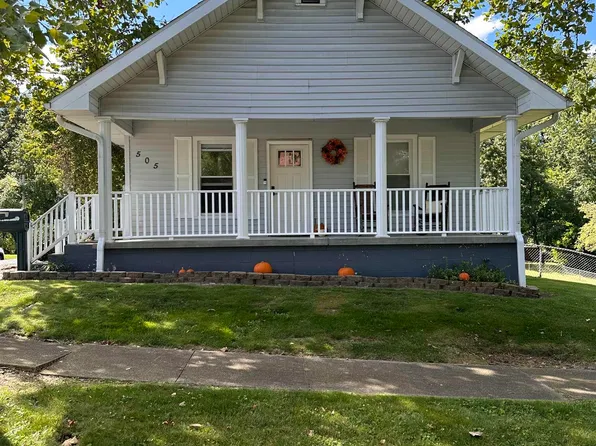 505 W 9th St, Bicknell, IN 47512