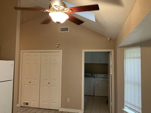 5th image of 18617 Summer Hills Blvd