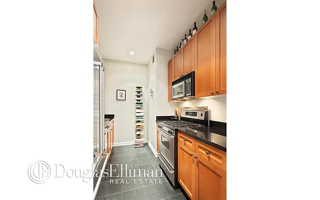 Rented by Douglas Elliman | media 10