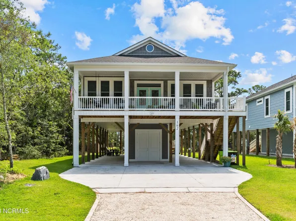 223 NE 55th Street, Oak Island, NC 28465