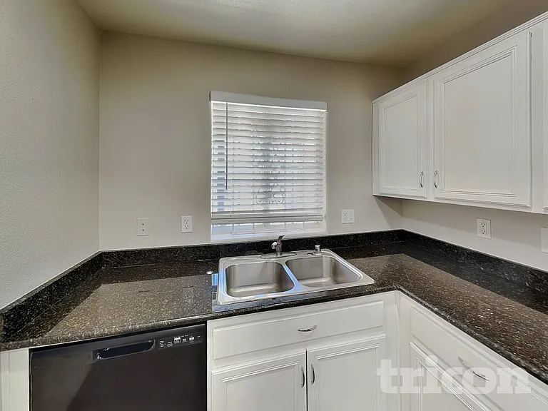 8921 Paula Jean Ave — Photo 8