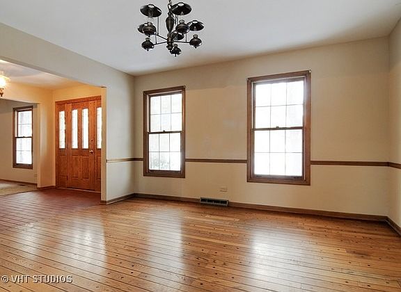 5th image of 40219 N West Shore Dr