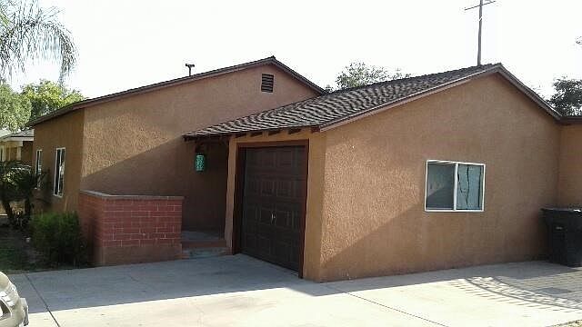 1st image of 1364 Blackstone Ave