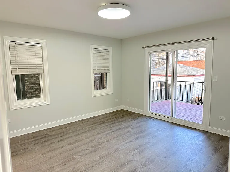 2150 W Potomac Ave #1 — Photo 12