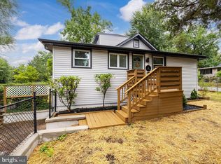 1 Elm Rd, Riva, MD 21140