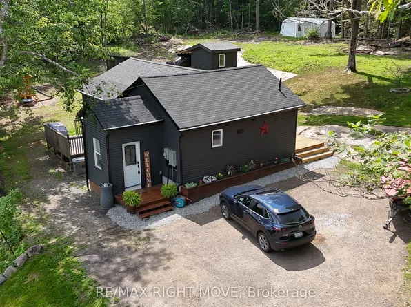 203 Musquash Rd, Gravenhurst, ON P1P 1R2