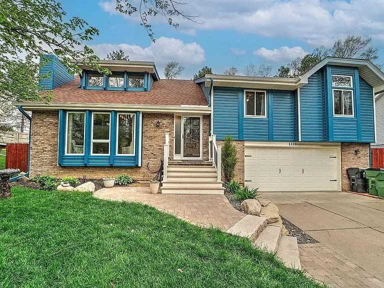 1329 Scott Rd — Photo 4