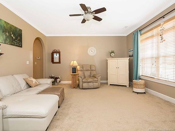 3rd image of 2013 Cedar Creek Dr