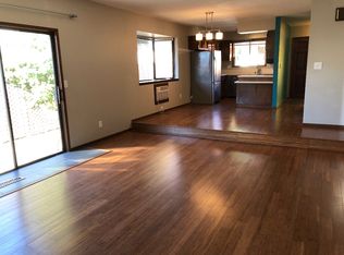 409 SE 88th Ave, Portland, OR 97216