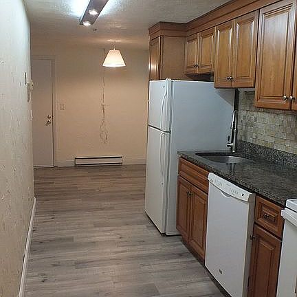 5th image of 220 Swanson Rd #602