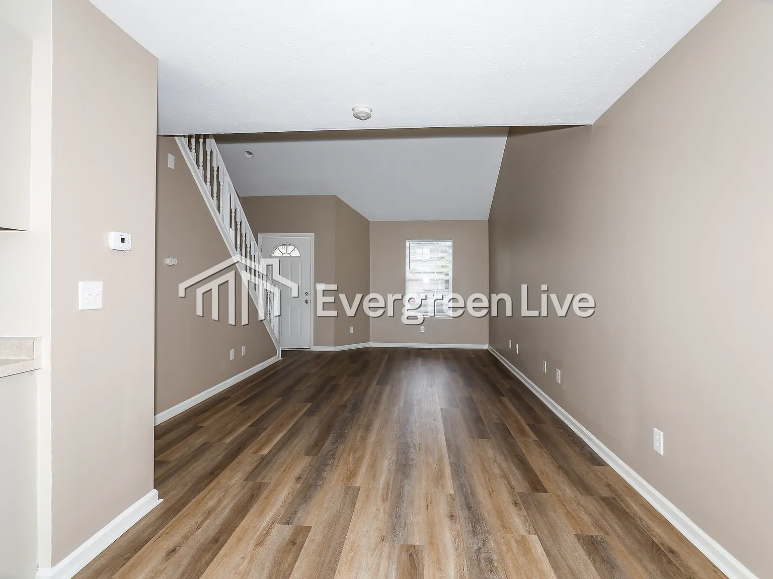 2 bed, 2.0 bath, 1284 sqft, $1,345 — Photo 3