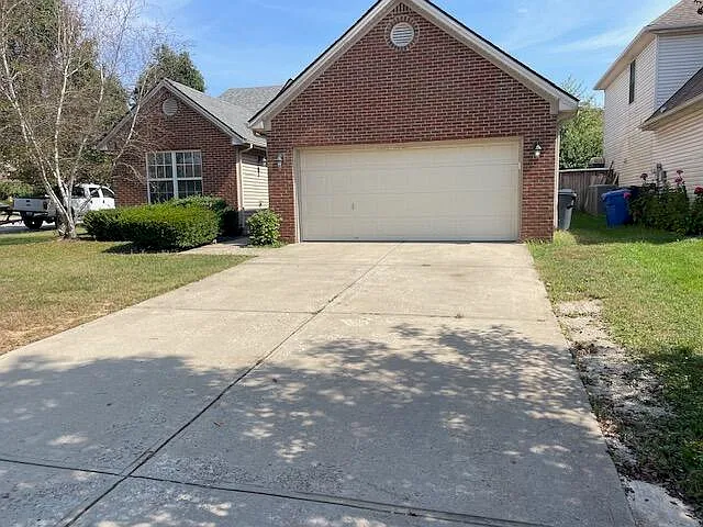 3 bed, 2.0 bath, 1476 sqft, $2,700 — Photo 3