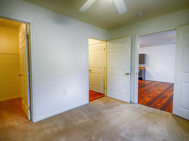 512 Berlin Rd — Photo 8