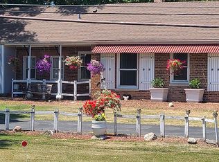 308 N Wheeling Rd, Prospect Heights, IL 60070