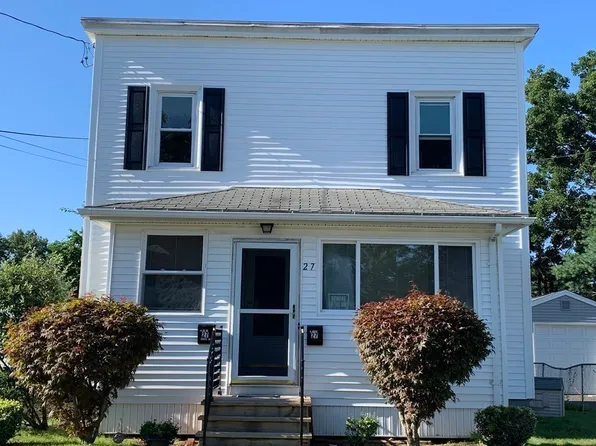 27 Briggs St, Springfield, MA 01151