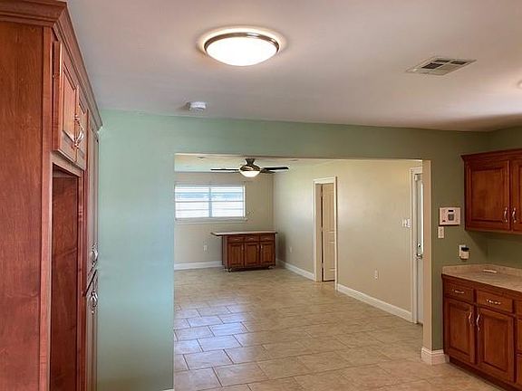 5th image of 4827 Schindler Dr