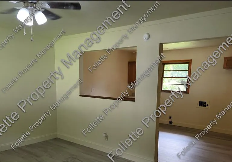 905 W Forrest St — Photo 3
