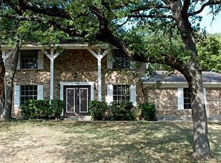 806 Live Oak Ln, Arlington, TX 76012