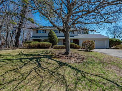 24 Hillcrest Drive, Dover, NH, 03820