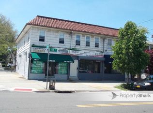 1572 149th St, Flushing, NY 11357