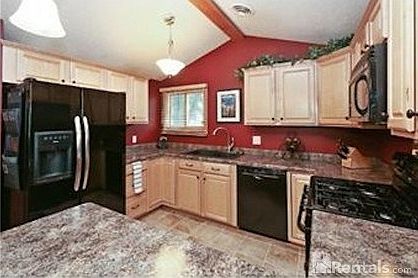 5th image of 1476 Onondaga St NE