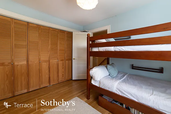 Sold by Terrace Sotheby's International Realty | media 12