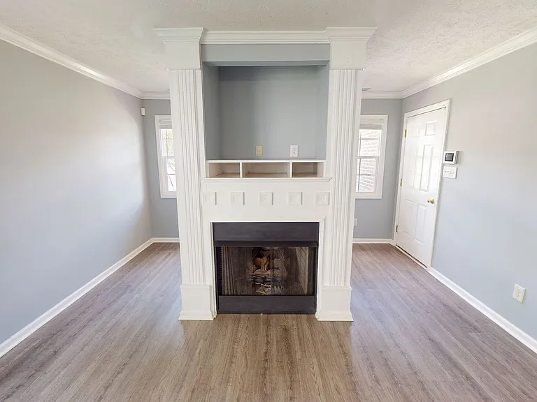 2900 Brookcrossing Dr — Photo 3