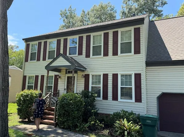127 Linda Dr, Newport News, VA 23608