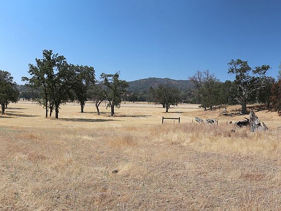 3rd image of Vineyard Canyon Road