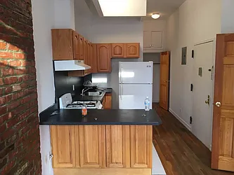 Rented by Jeffrey Mosczyc, LREB