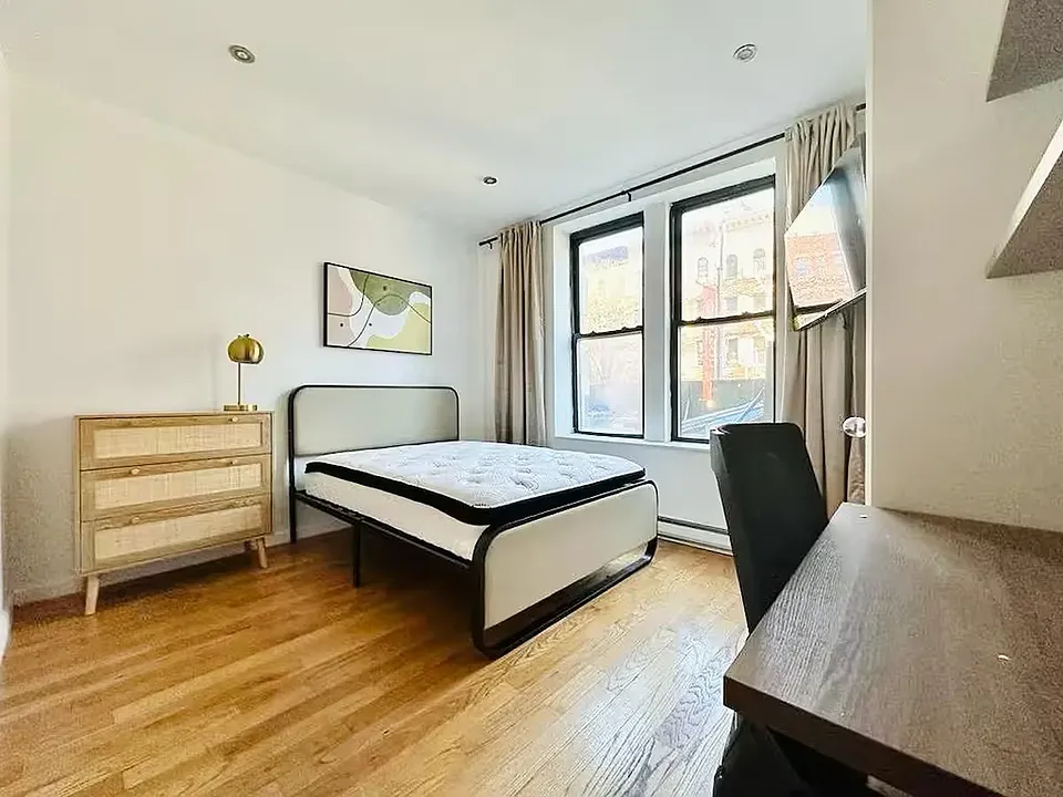 964 Amsterdam Ave #6D-256