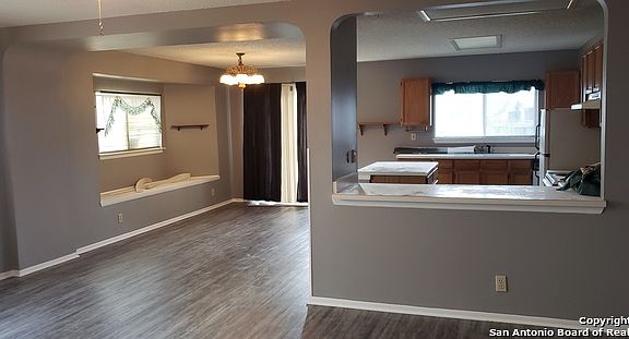 5th image of 8330 Pine Meadow Dr