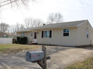 2 Mariette Dr, Portsmouth, NH 03801