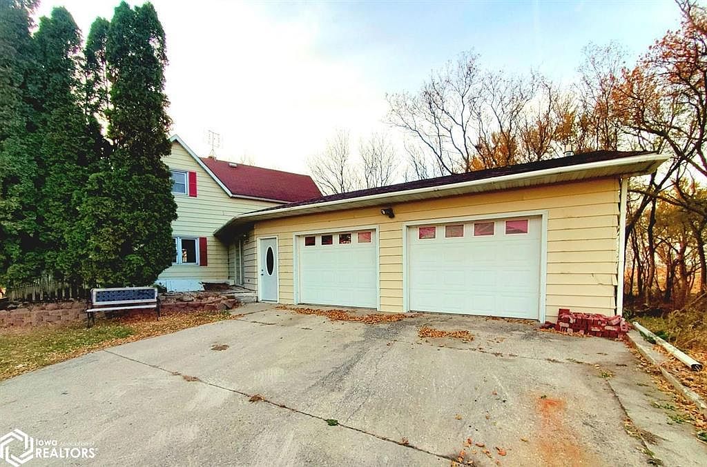 4406 50th Ave, Swea City, IA 50590 Zillow