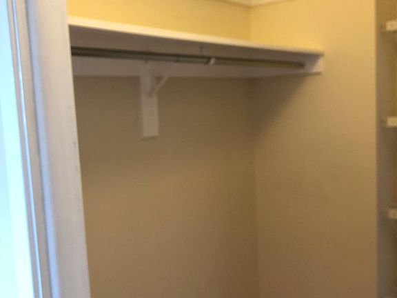 4th image of 203 Yoakum Pkwy APT 1118