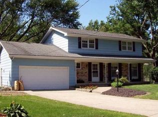 3209 Orchard Cir, West Des Moines, IA 50266