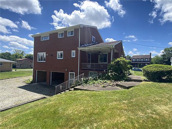 5th image of 208 Lori Dr