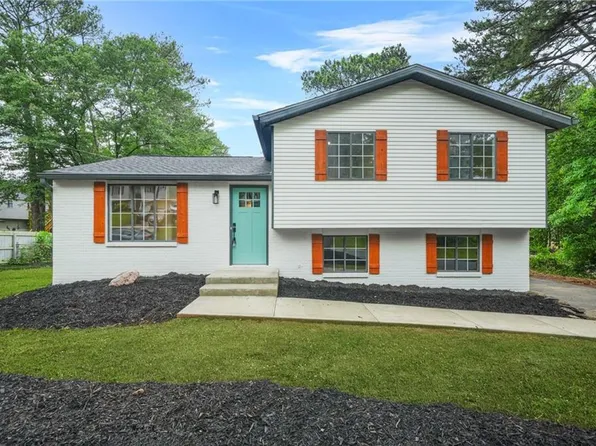 1355 Tucker Woods Dr, Norcross, GA 30093