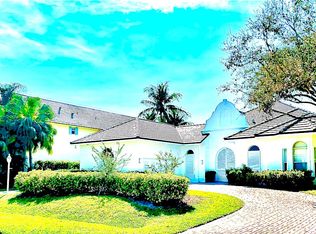 107 Sandpointe Dr, Vero Beach, FL 32963