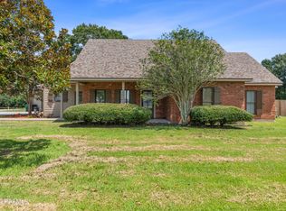 5411 Loreauville Rd, New Iberia, LA 70563